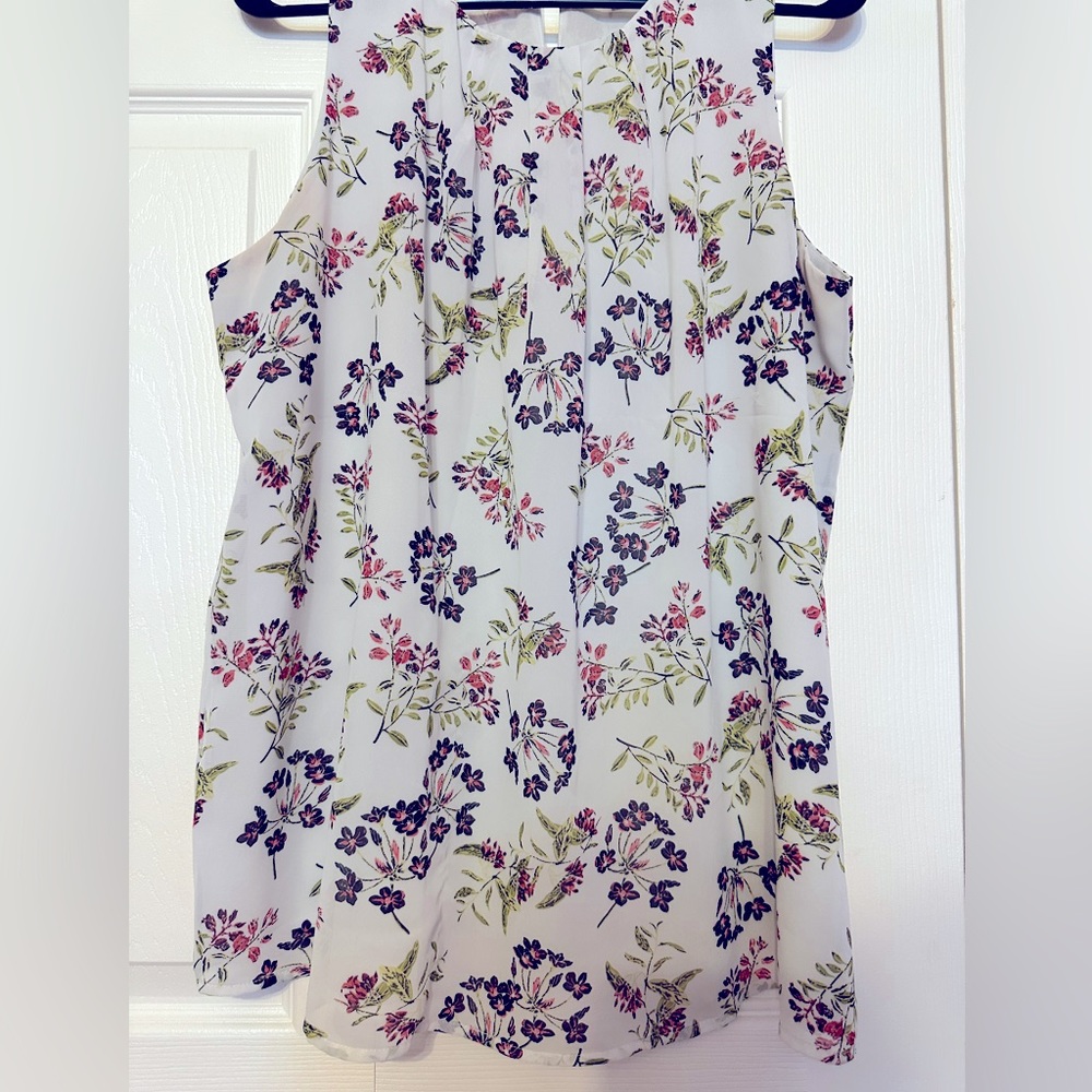 Floral sleeveless blouse